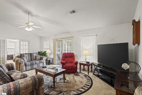445 Cangleglow Drive Boiling Springs SC 29316