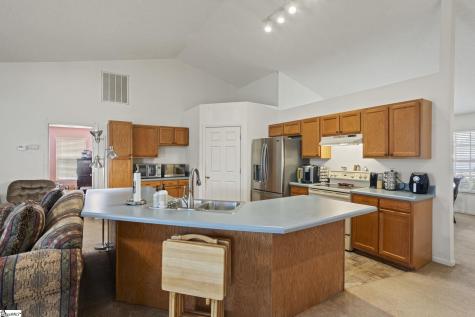 445 Cangleglow Drive Boiling Springs SC 29316