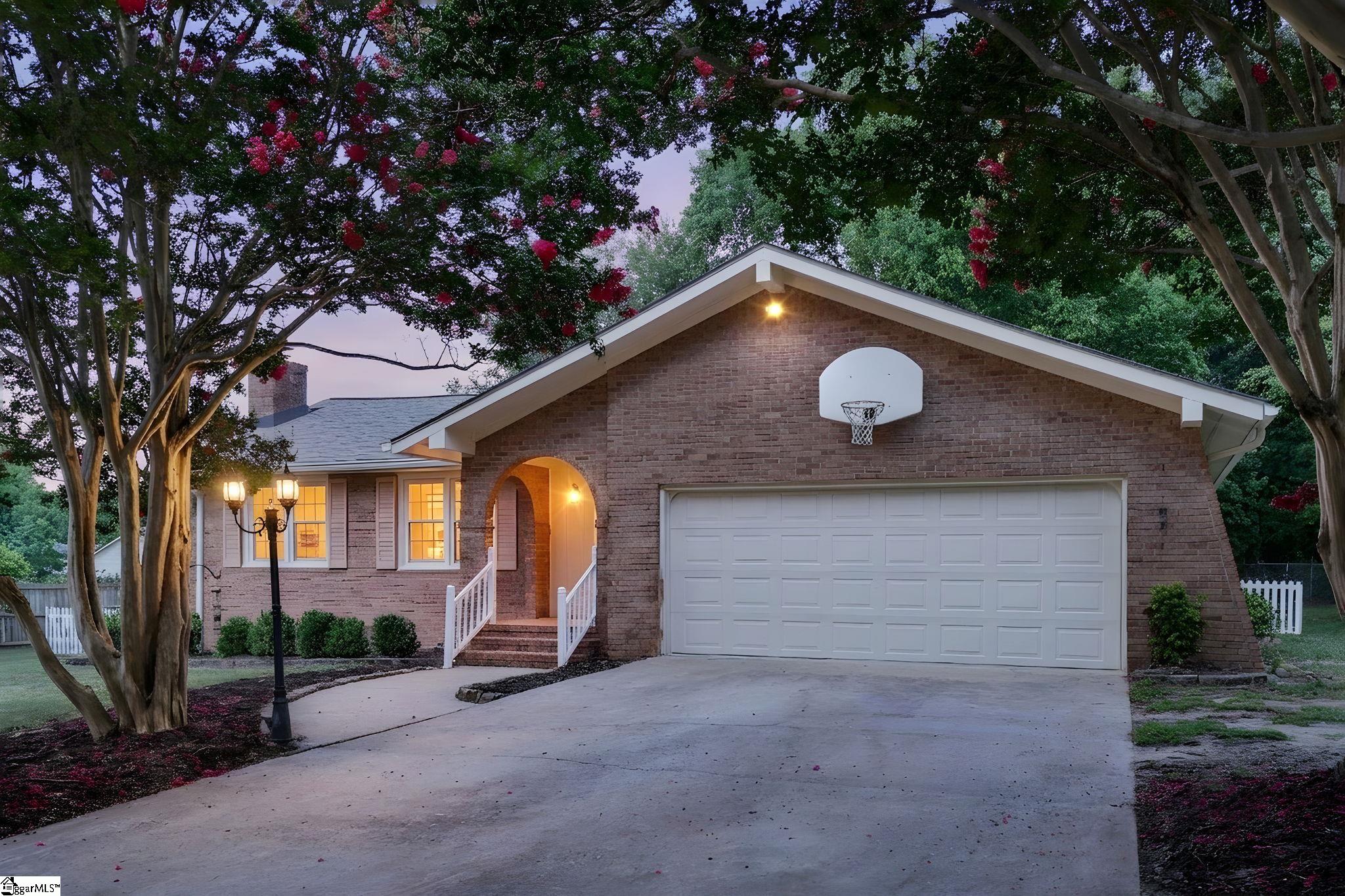 22 Woodview Drive Taylors SC 29687