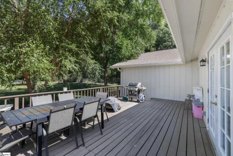 22 Woodview Drive Taylors SC 29687