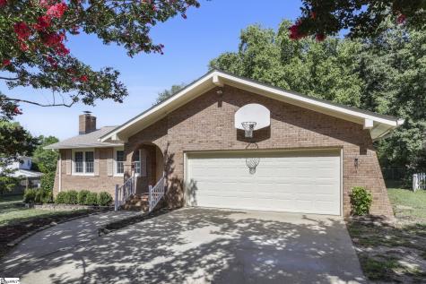 22 Woodview Drive Taylors SC 29687