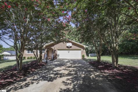 22 Woodview Drive Taylors SC 29687