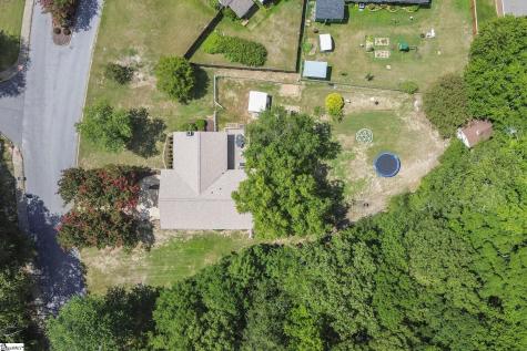 22 Woodview Drive Taylors SC 29687