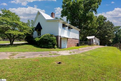 1124 Tugaloo Road Landrum SC 29356