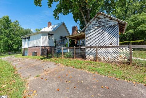 1124 Tugaloo Road Landrum SC 29356