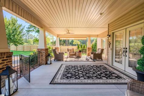 152 River Bend Road Greenville SC 29617