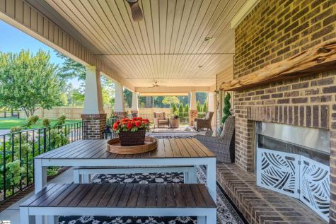 152 River Bend Road Greenville SC 29617