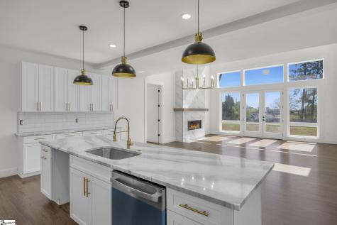 8 Village Crest Drive Greenville SC 29607