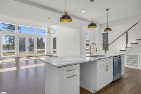 8 Village Crest Drive Greenville SC 29607