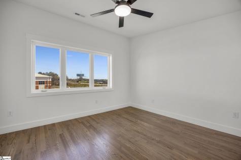 8 Village Crest Drive Greenville SC 29607