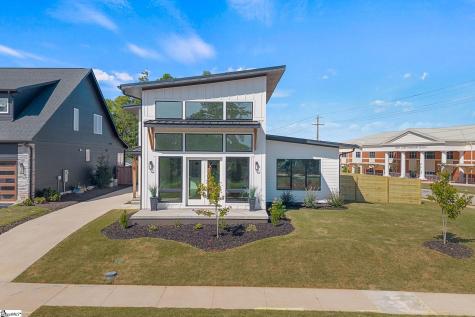 8 Village Crest Drive Greenville SC 29607