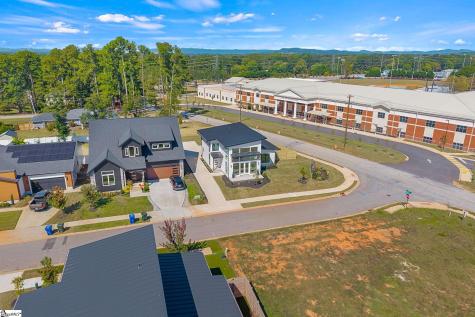 8 Village Crest Drive Greenville SC 29607