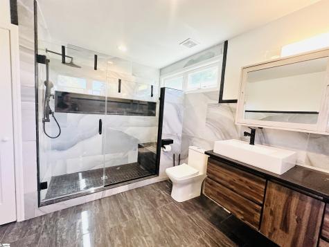15 Tryon Avenue Greenville SC 29609