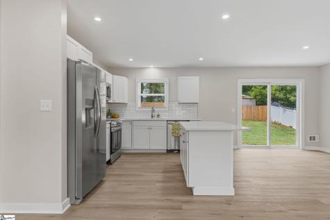 17 Springside Avenue Greenville SC 29611