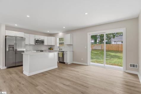 17 Springside Avenue Greenville SC 29611