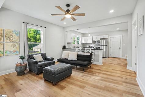 26 2nd Avenue Greenville SC 29609