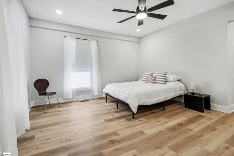 26 2nd Avenue Greenville SC 29609