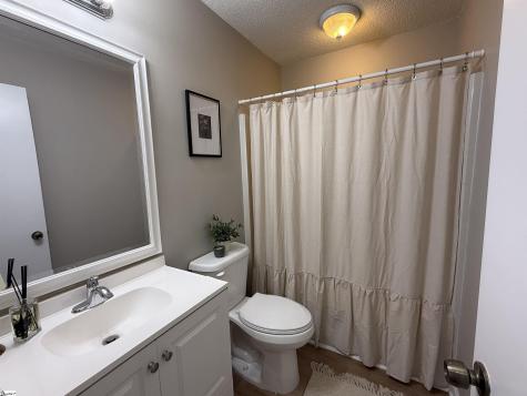 102 W Maple Street Clinton SC 29325