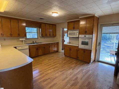 600 N Adair Street Clinton SC 29325