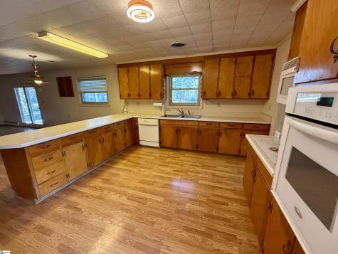 600 N Adair Street Clinton SC 29325