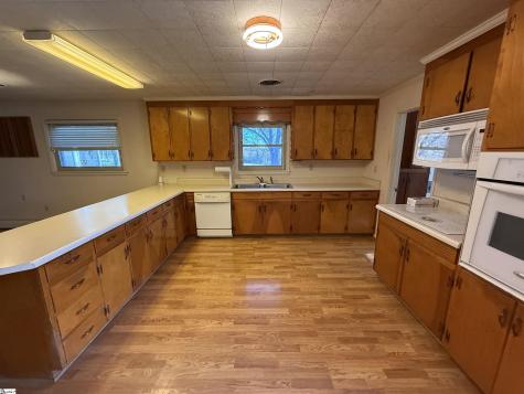 600 N Adair Street Clinton SC 29325