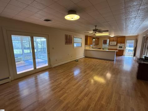 600 N Adair Street Clinton SC 29325