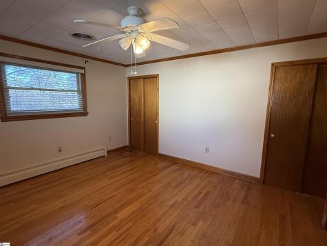 600 N Adair Street Clinton SC 29325