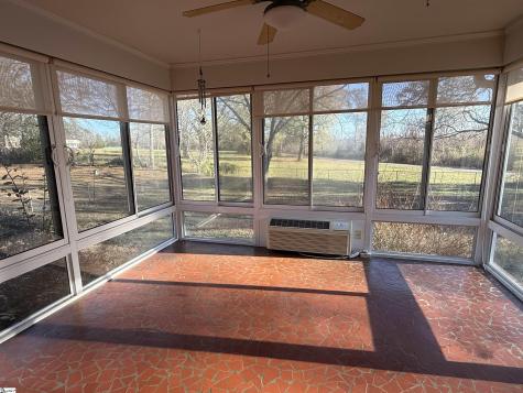 600 N Adair Street Clinton SC 29325