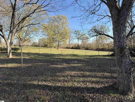 600 N Adair Street Clinton SC 29325