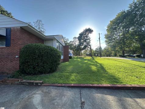 9 Woodmont Circle Greenville SC 29605