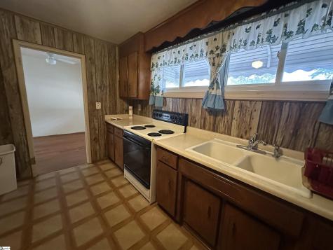 9 Woodmont Circle Greenville SC 29605