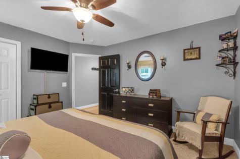 409 The Bear Boulevard Tamassee SC 28686