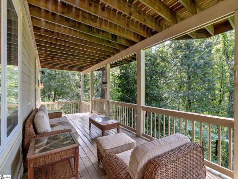 15 Grosbeak Way Landrum SC 29356