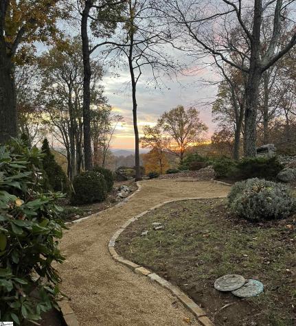 15 Grosbeak Way Landrum SC 29356