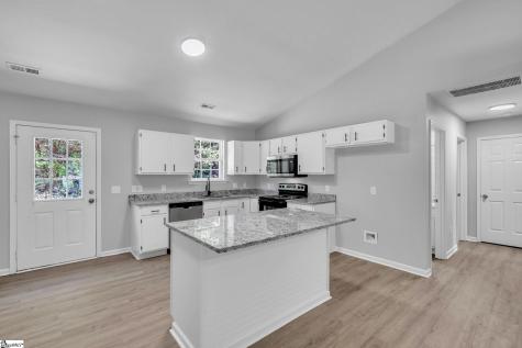 21 Backwater Way Greenville SC 29611