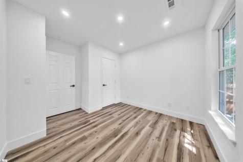 409 Gower Street Greenville SC 29611