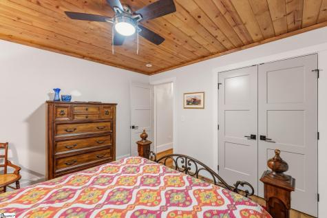 107 Holcombs Hollow Road Sunset SC 29685