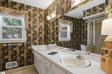 101 Jamestown Drive Greenville SC 29615