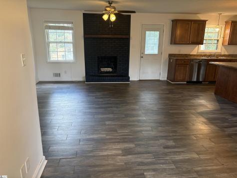 3036 Elmhurst Drive Boiling Springs SC 29316