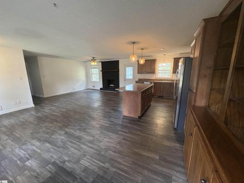 3036 Elmhurst Drive Boiling Springs SC 29316