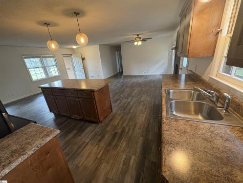 3036 Elmhurst Drive Boiling Springs SC 29316