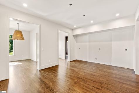 33 N Textile Avenue Greenville SC 29611