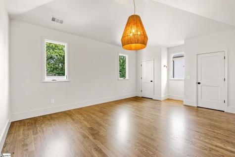 33 N Textile Avenue Greenville SC 29611