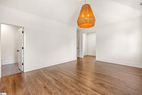 33 N Textile Avenue Greenville SC 29611