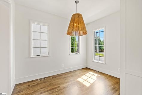 33 N Textile Avenue Greenville SC 29611