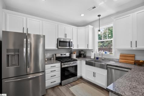 725 Dottie Court Greenville SC 29617