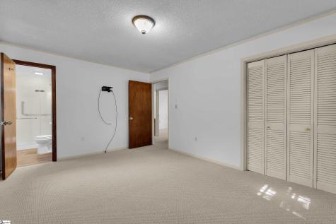 303 Mcneil Drive Anderson SC 29624