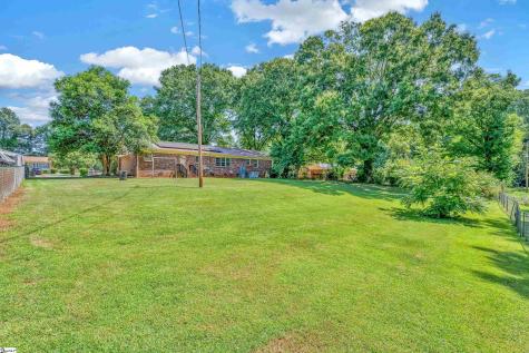 303 Mcneil Drive Anderson SC 29624