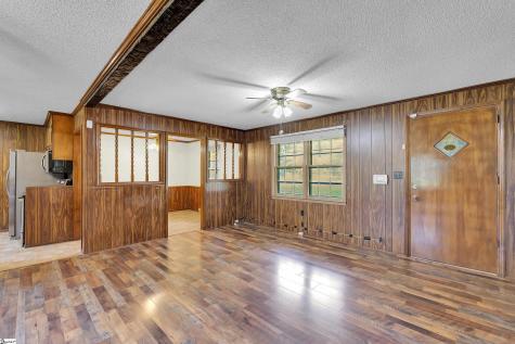 303 Mcneil Drive Anderson SC 29624