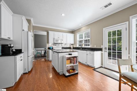 16 Breckenridge Court Greenville SC 29615